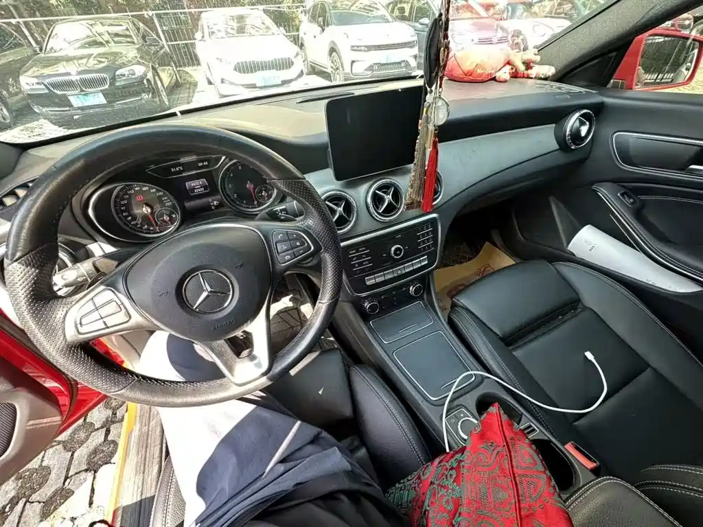 Mercedes-Benz CLA (Import) — фото 7