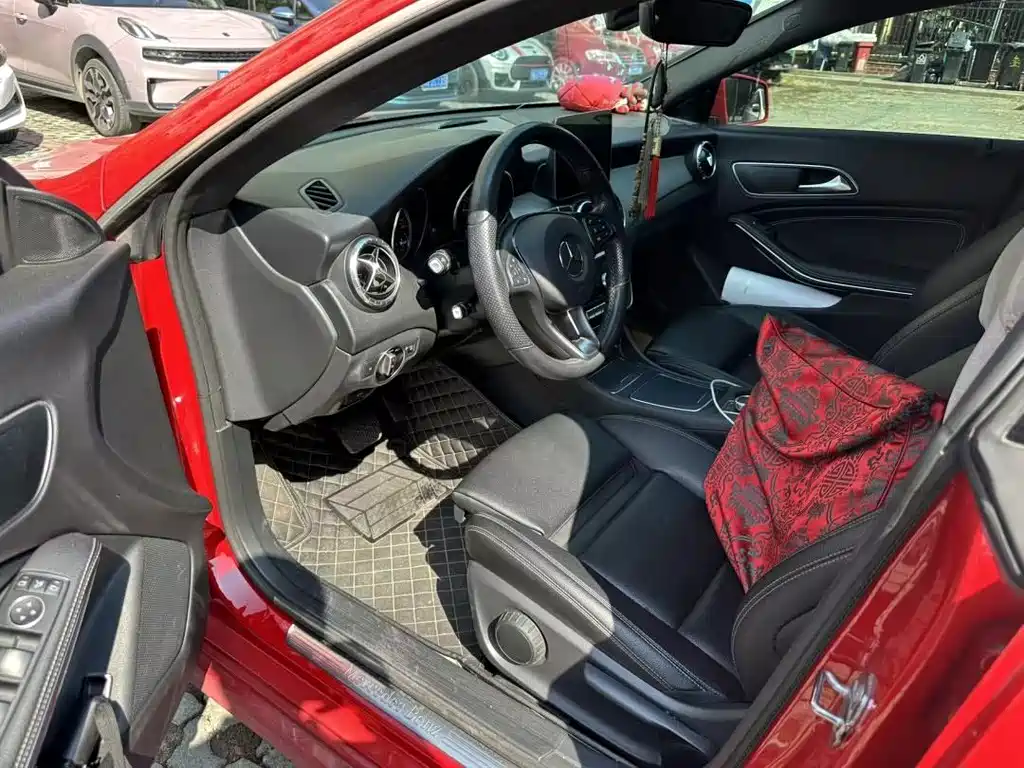 Mercedes-Benz CLA (Import) — фото 8
