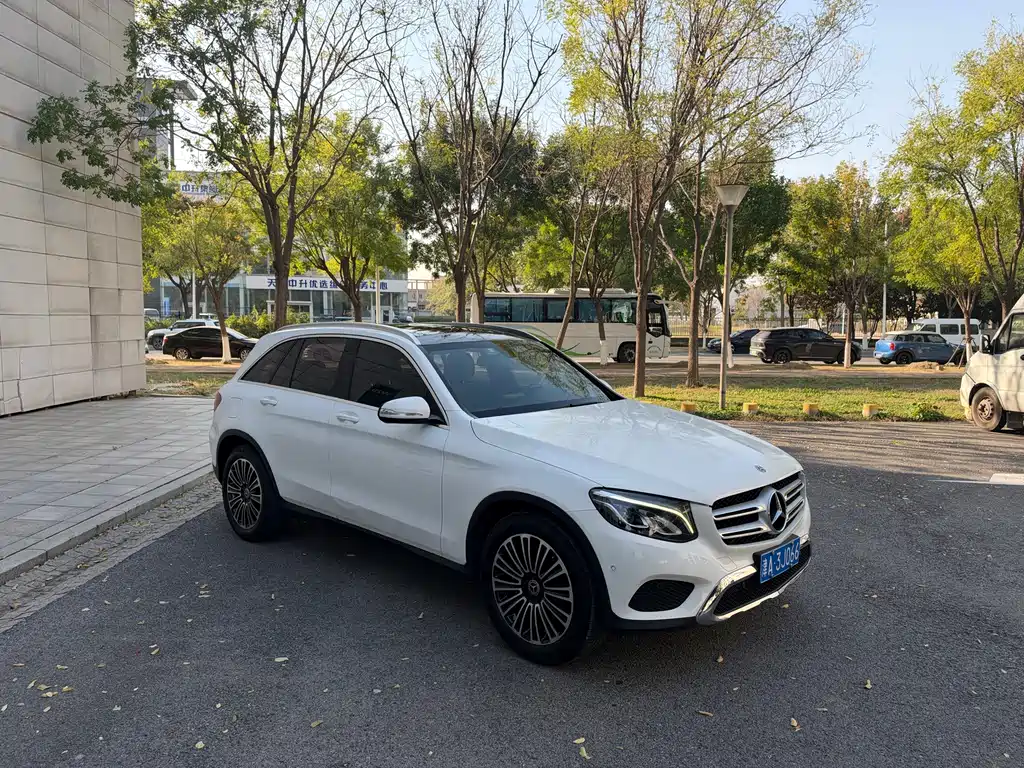 Mercedes-Benz GLC — фото 3