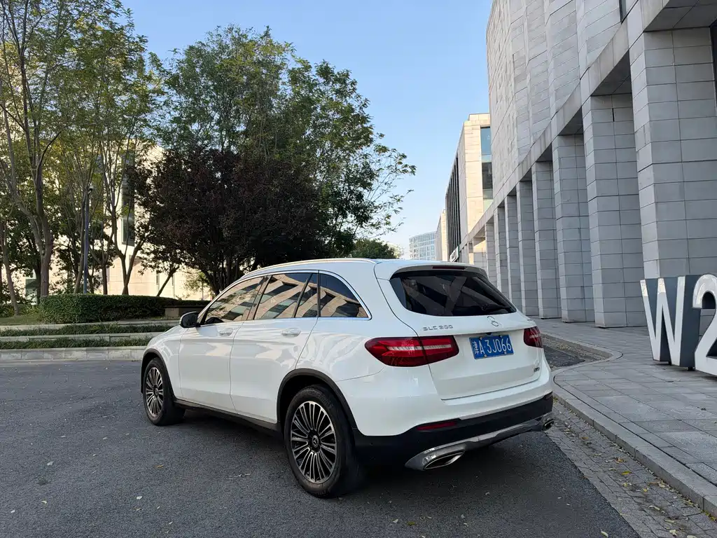 Mercedes-Benz GLC — фото 5