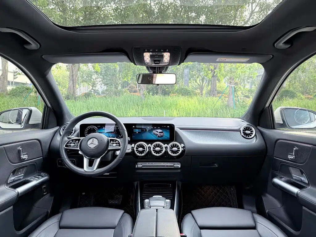 Mercedes-Benz GLA — фото 11
