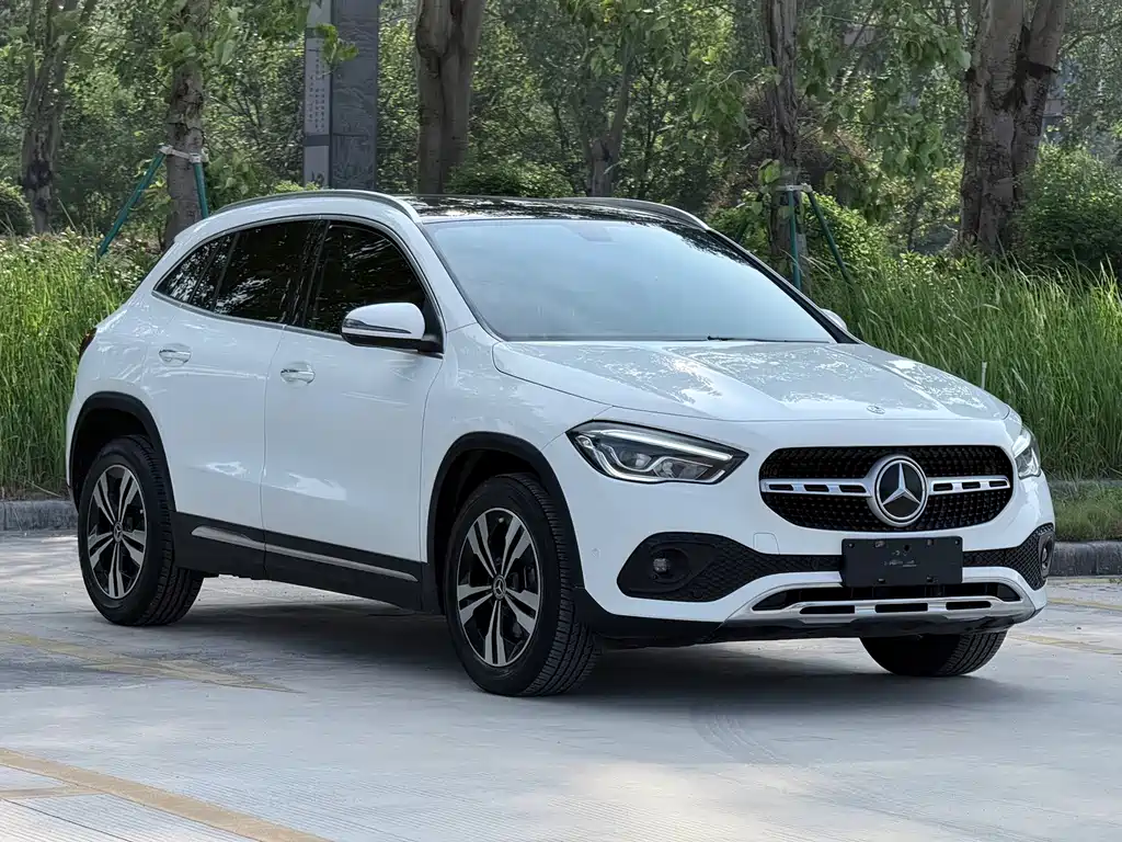 Mercedes-Benz GLA — фото 3