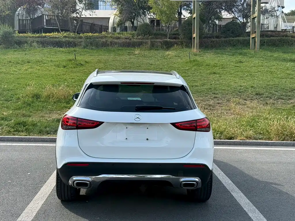 Mercedes-Benz GLA — фото 8