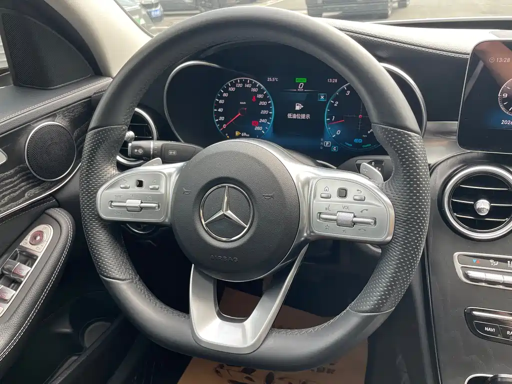 Mercedes-Benz C-Class — фото 10