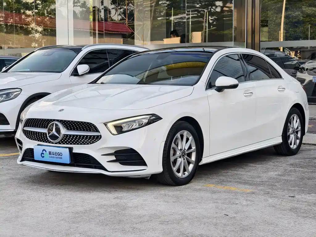 Mercedes-Benz A-Class — фото 2