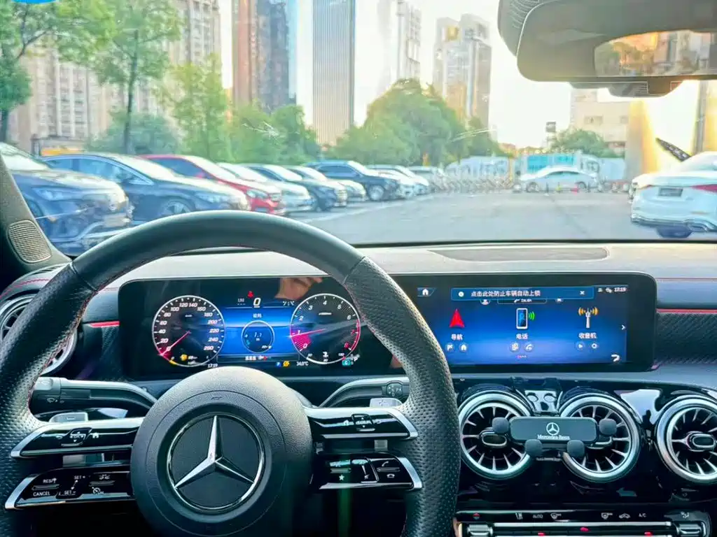Mercedes-Benz A-Class — фото 18