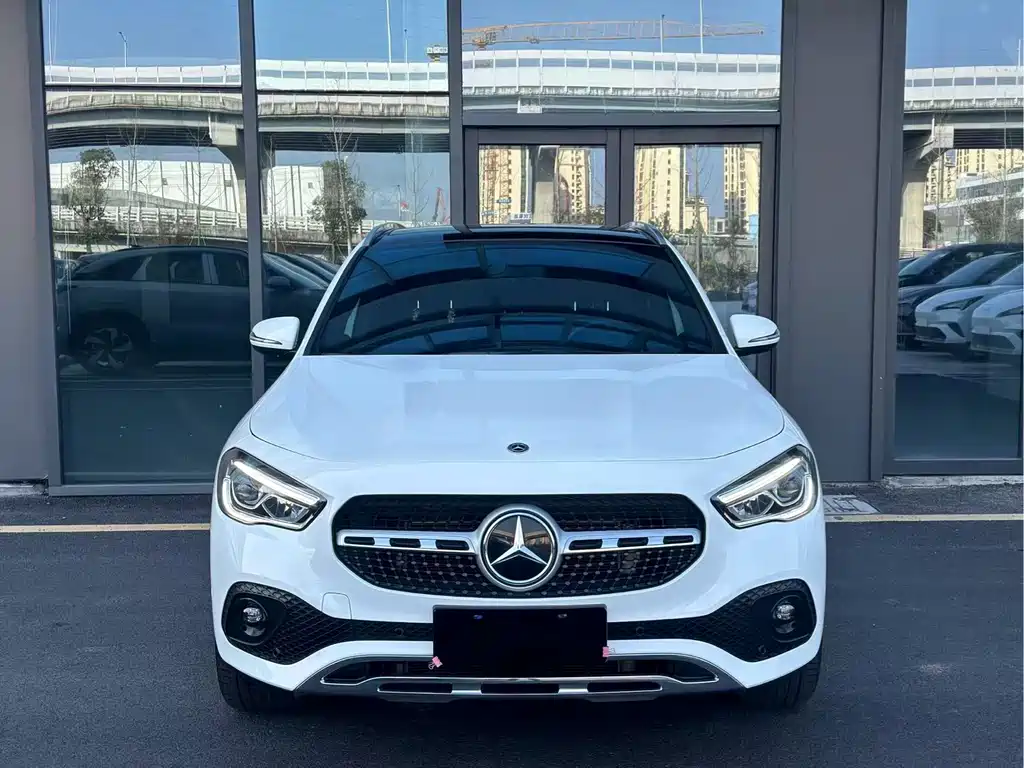 Mercedes-Benz GLA — фото 2