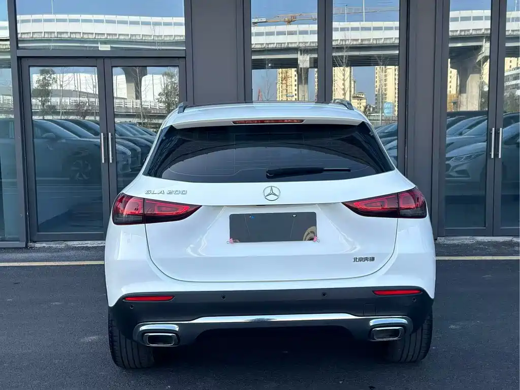 Mercedes-Benz GLA — фото 11