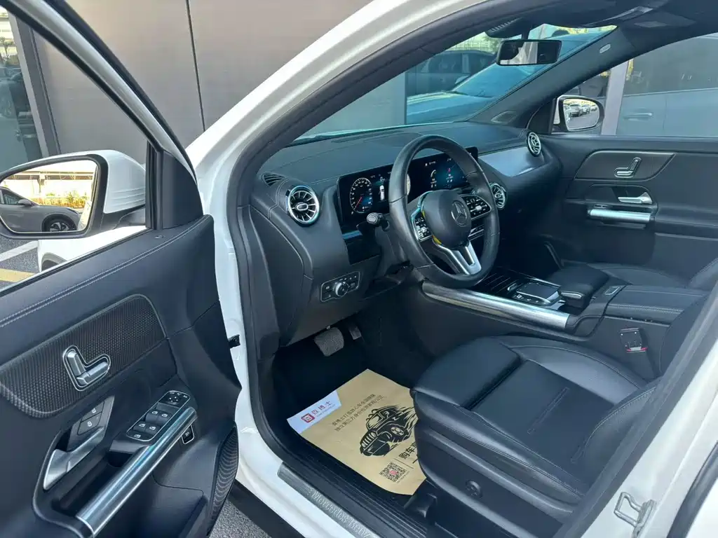 Mercedes-Benz GLA — фото 3