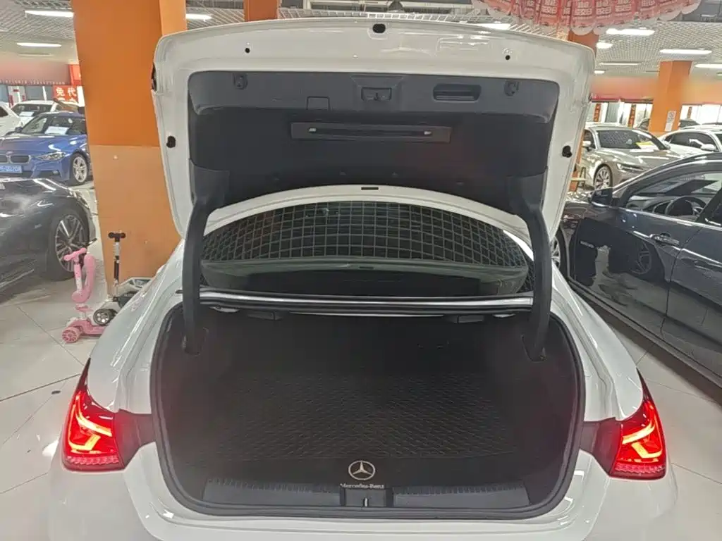 Mercedes-Benz CLA (Import) — фото 19
