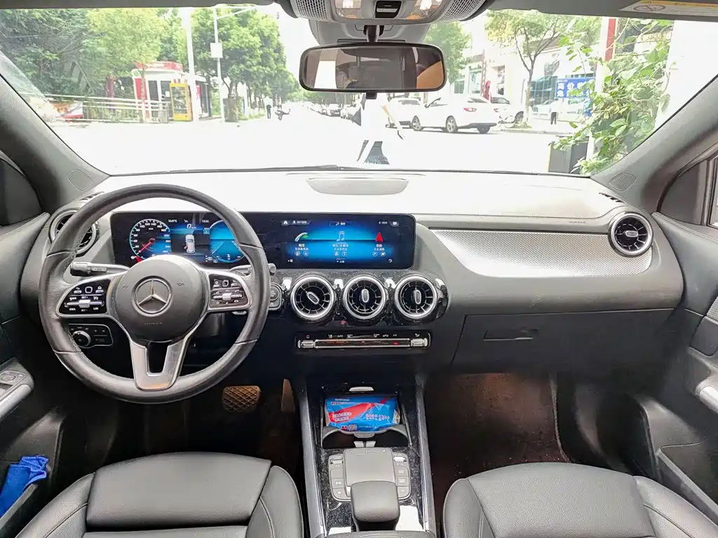 Mercedes-Benz GLA — фото 10
