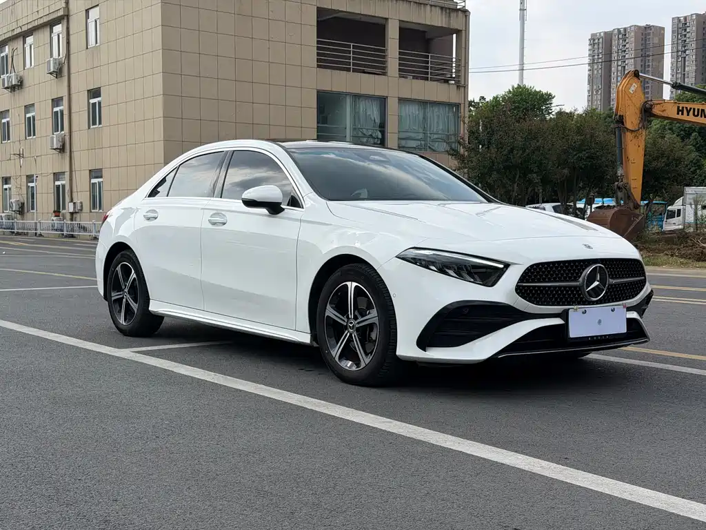 Mercedes-Benz A-Class — фото 3