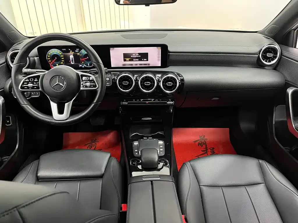 Mercedes-Benz A-Class — фото 10