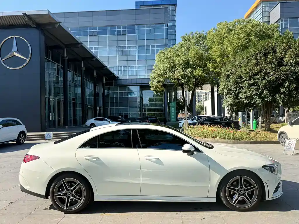 Mercedes-Benz CLA (Import) — фото 8