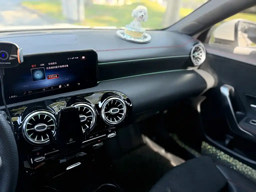 Mercedes-Benz CLA (Import) — фото 10
