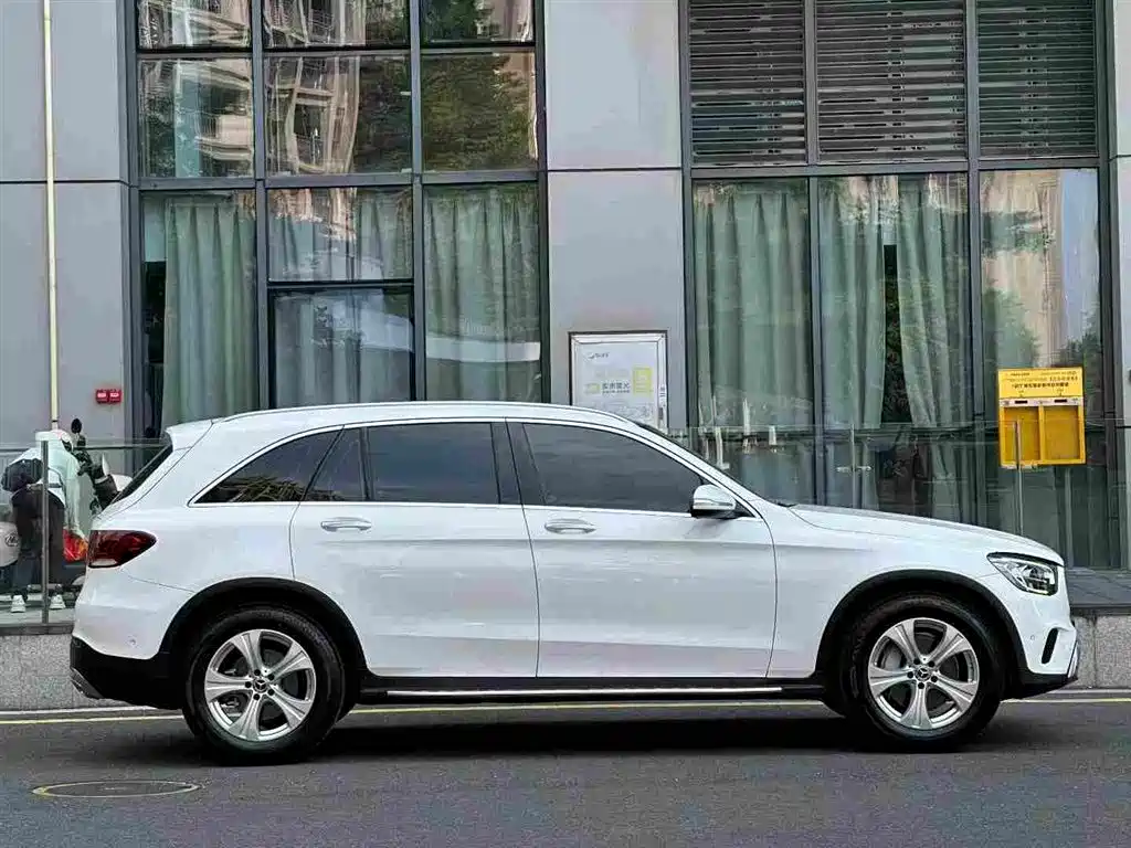 Mercedes-Benz GLC — фото 4