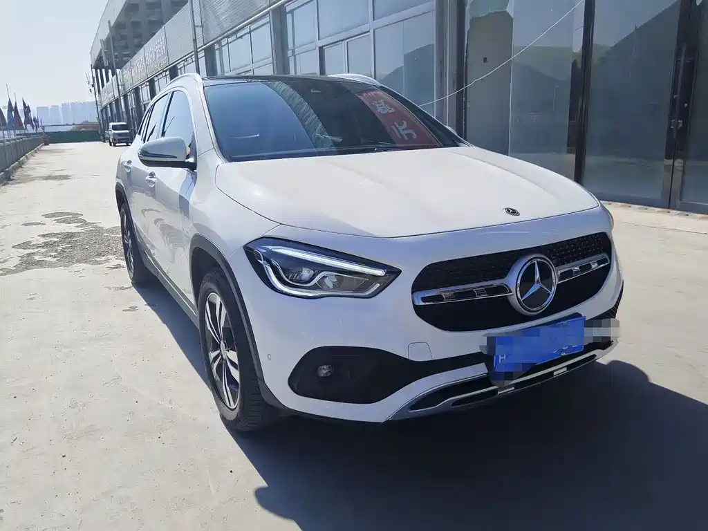 Mercedes-Benz GLA — фото 3