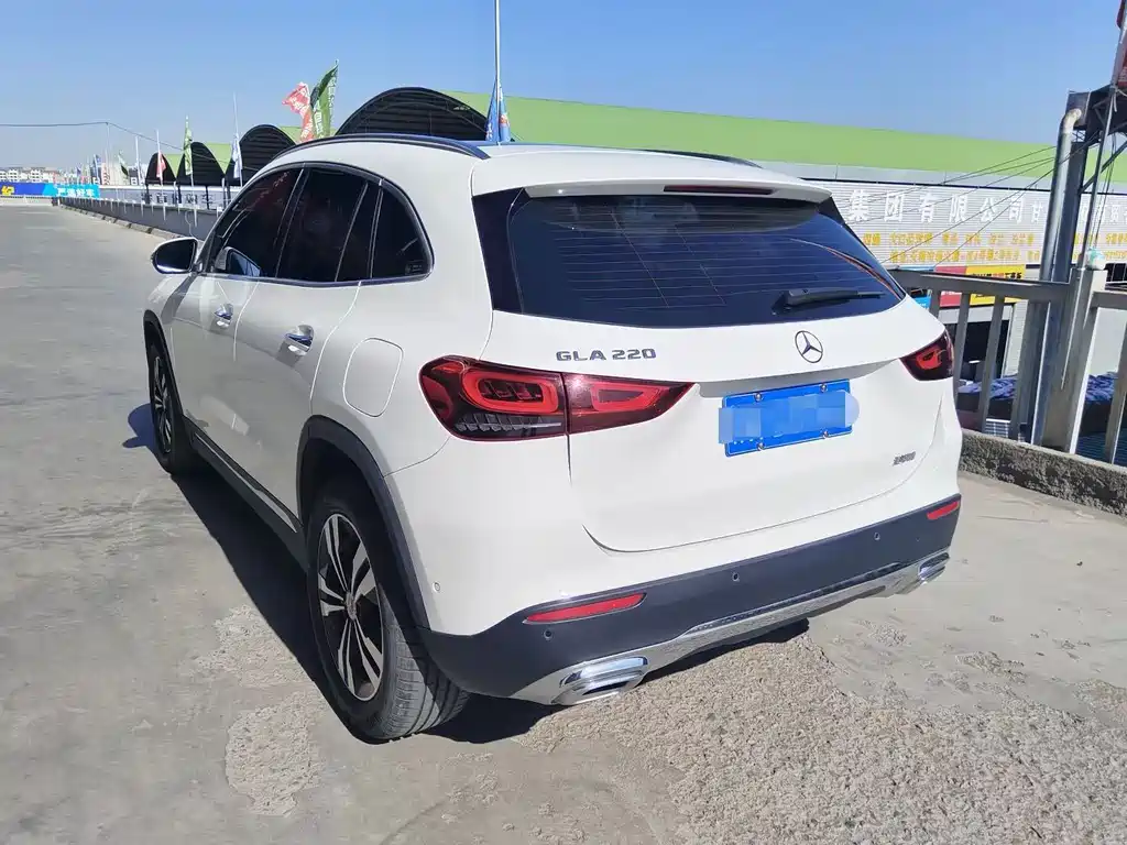 Mercedes-Benz GLA — фото 4