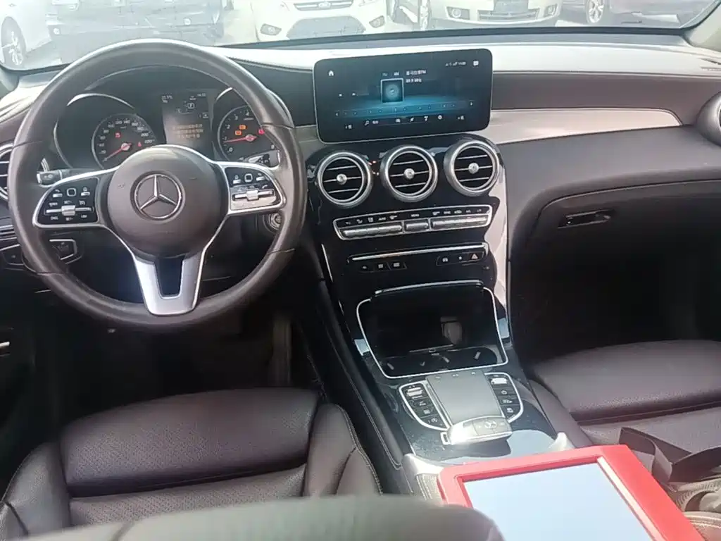 Mercedes-Benz GLC — фото 10