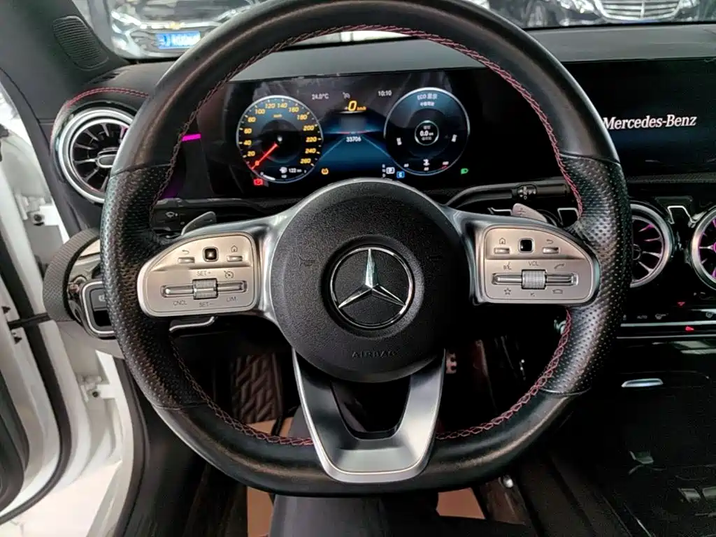 Mercedes-Benz CLA (Import) — фото 11