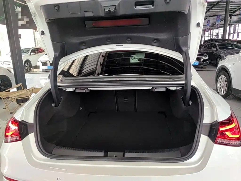 Mercedes-Benz CLA (Import) — фото 19