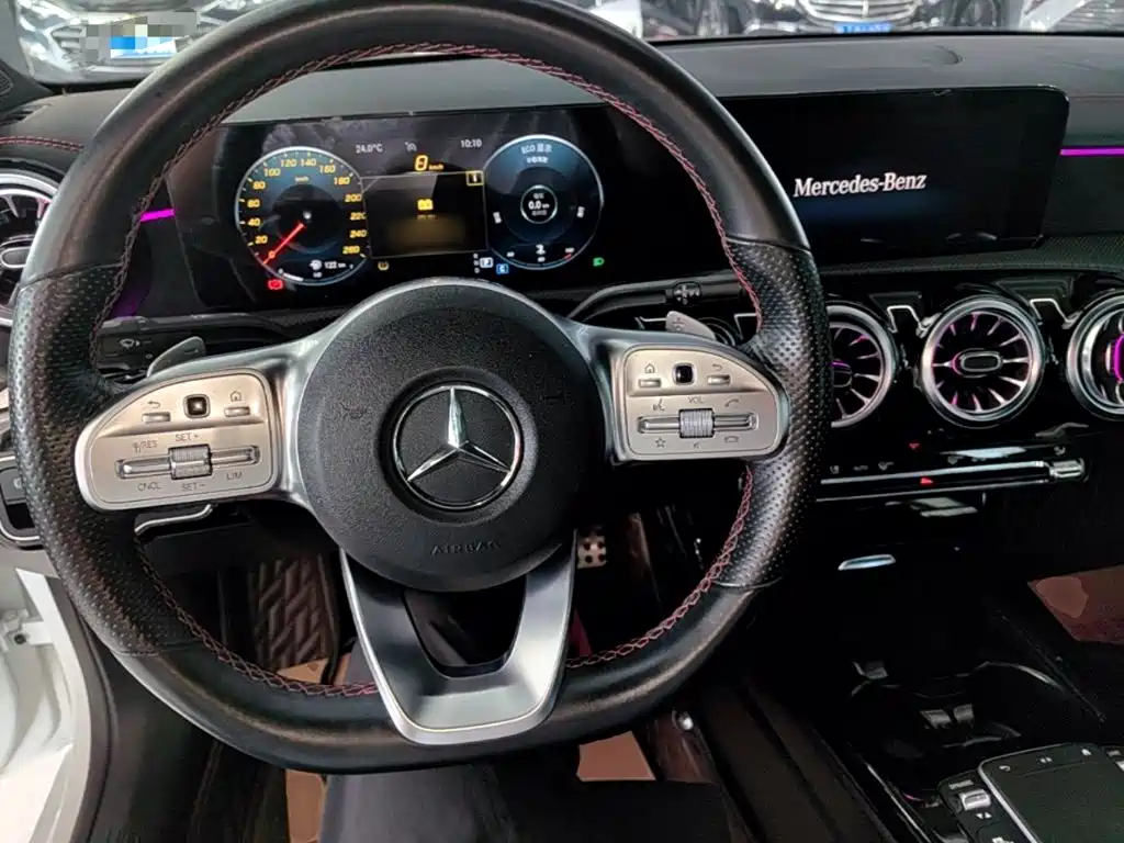 Mercedes-Benz CLA (Import) — фото 10