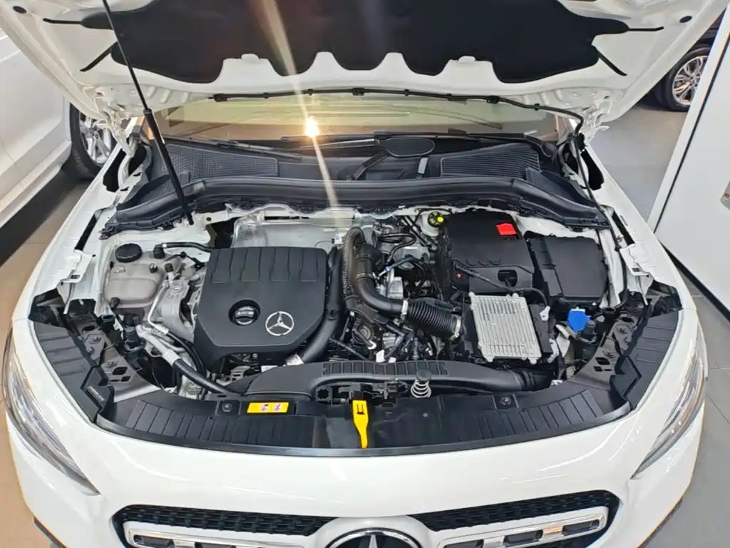 Mercedes-Benz GLA — фото 20