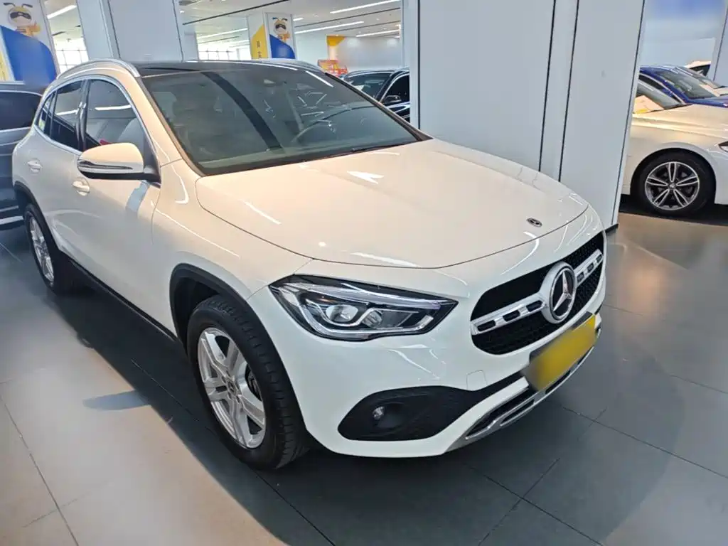 Mercedes-Benz GLA — фото 4
