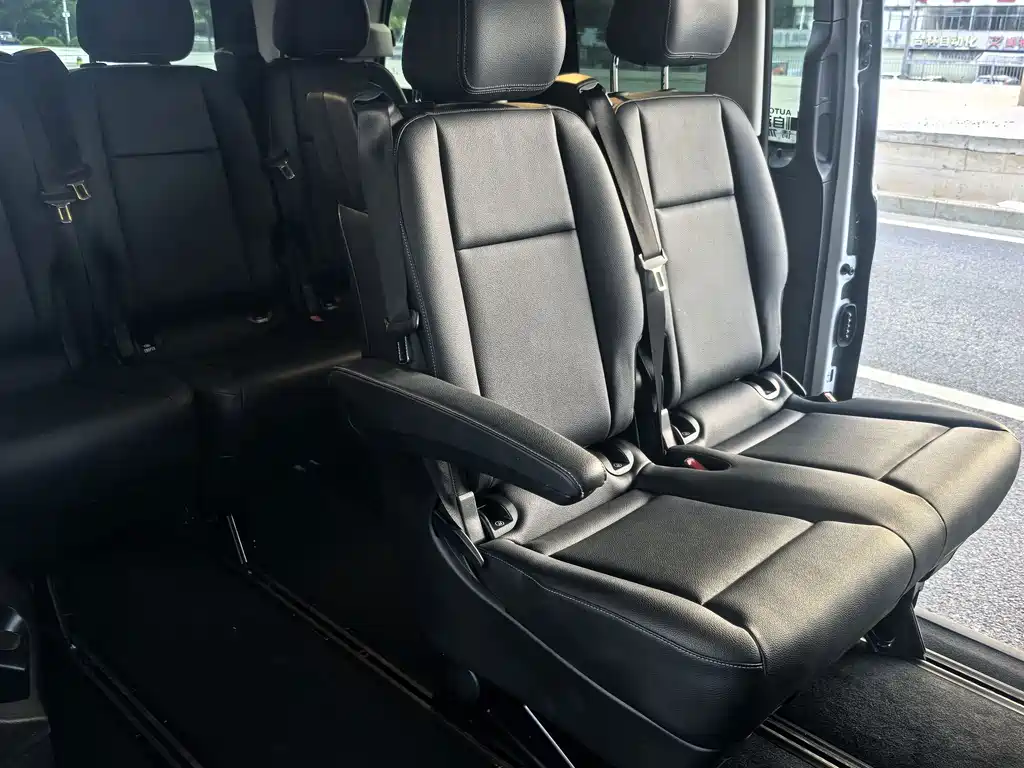 Mercedes-Benz Vito — фото 19