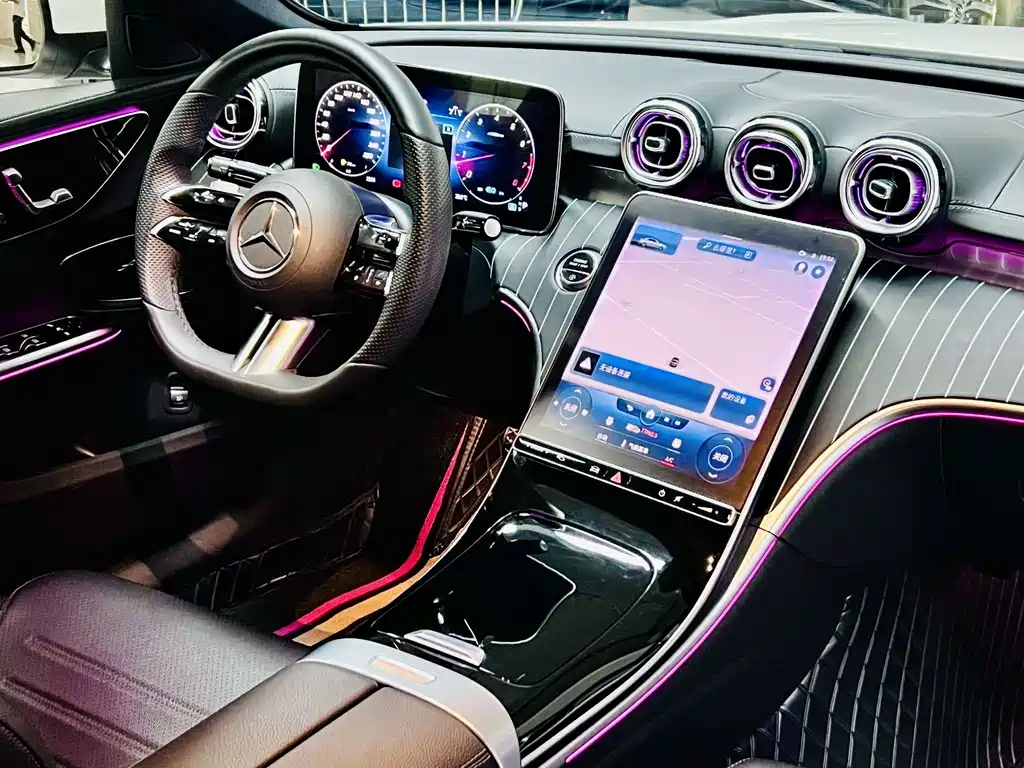 Mercedes-Benz C-Class — фото 10