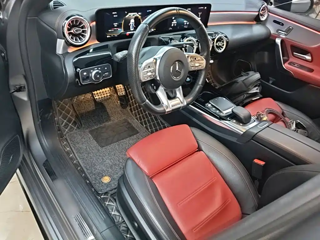 Mercedes-Benz A-Class AMG — фото 10