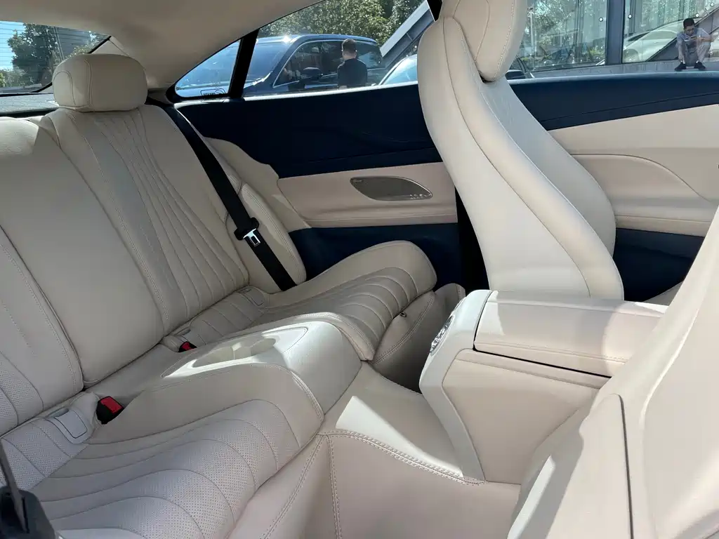 Mercedes-Benz E-Class (Import) — фото 15
