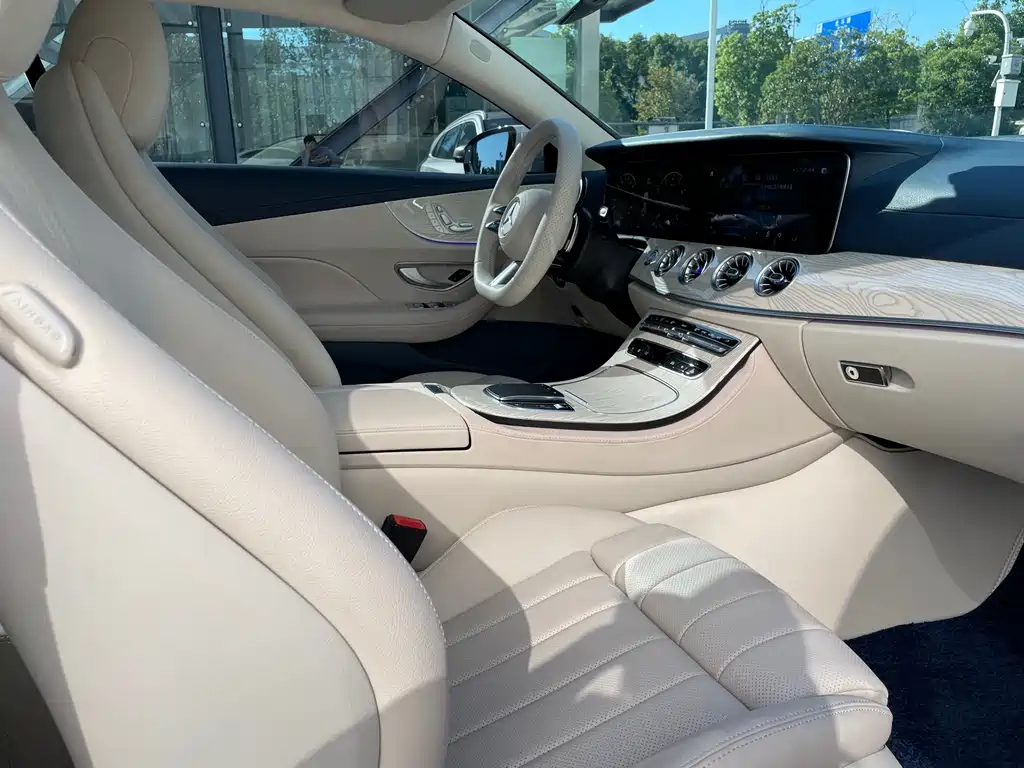 Mercedes-Benz E-Class (Import) — фото 17