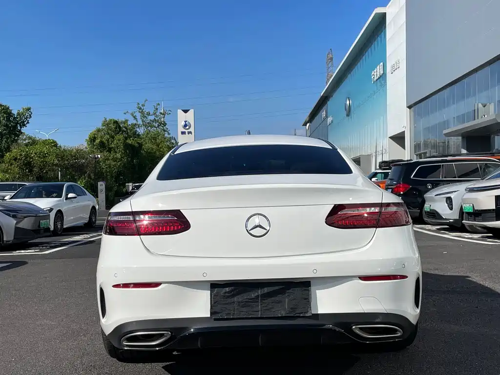 Mercedes-Benz E-Class (Import) — фото 20