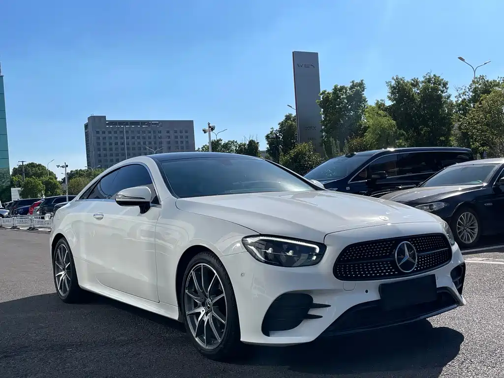 Mercedes-Benz E-Class (Import) — фото 3