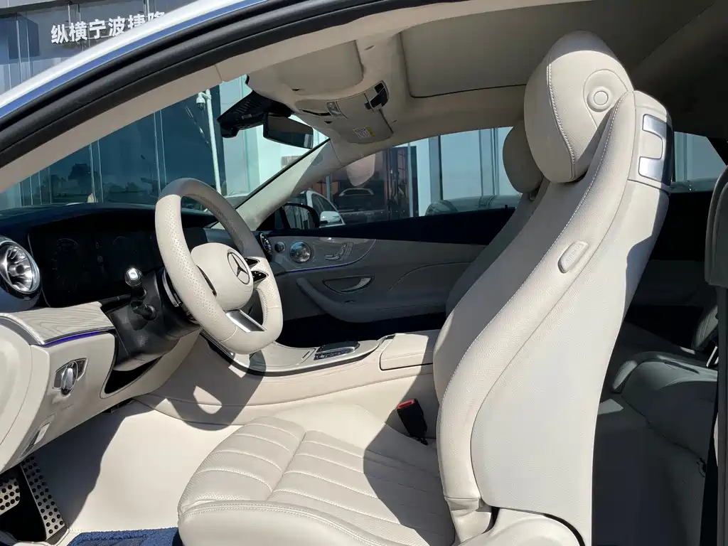 Mercedes-Benz E-Class (Import) — фото 4