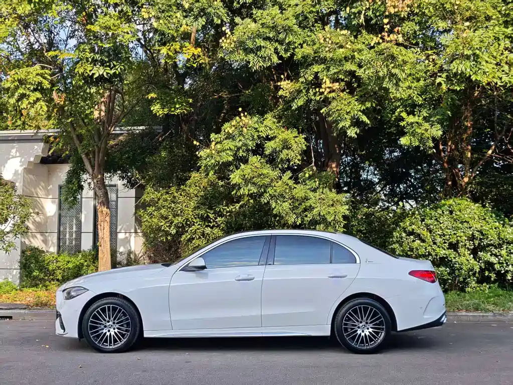 Mercedes-Benz C-Class — фото 4