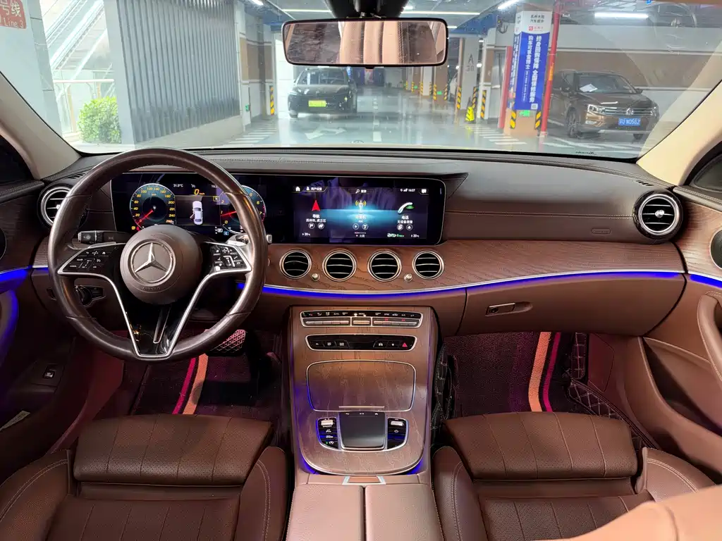 Mercedes-Benz E-Class — фото 10
