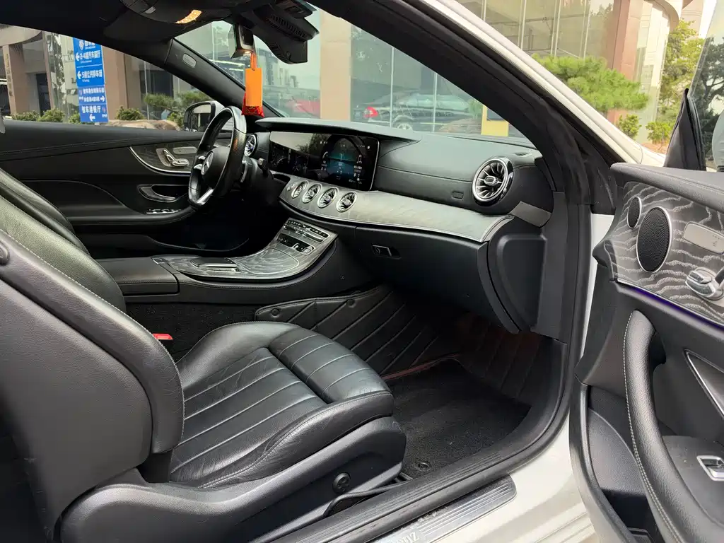 Mercedes-Benz E-Class (Import) — фото 10