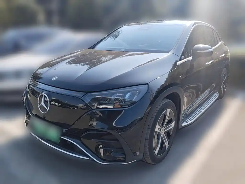 Mercedes-Benz EQE SUV — фото 3