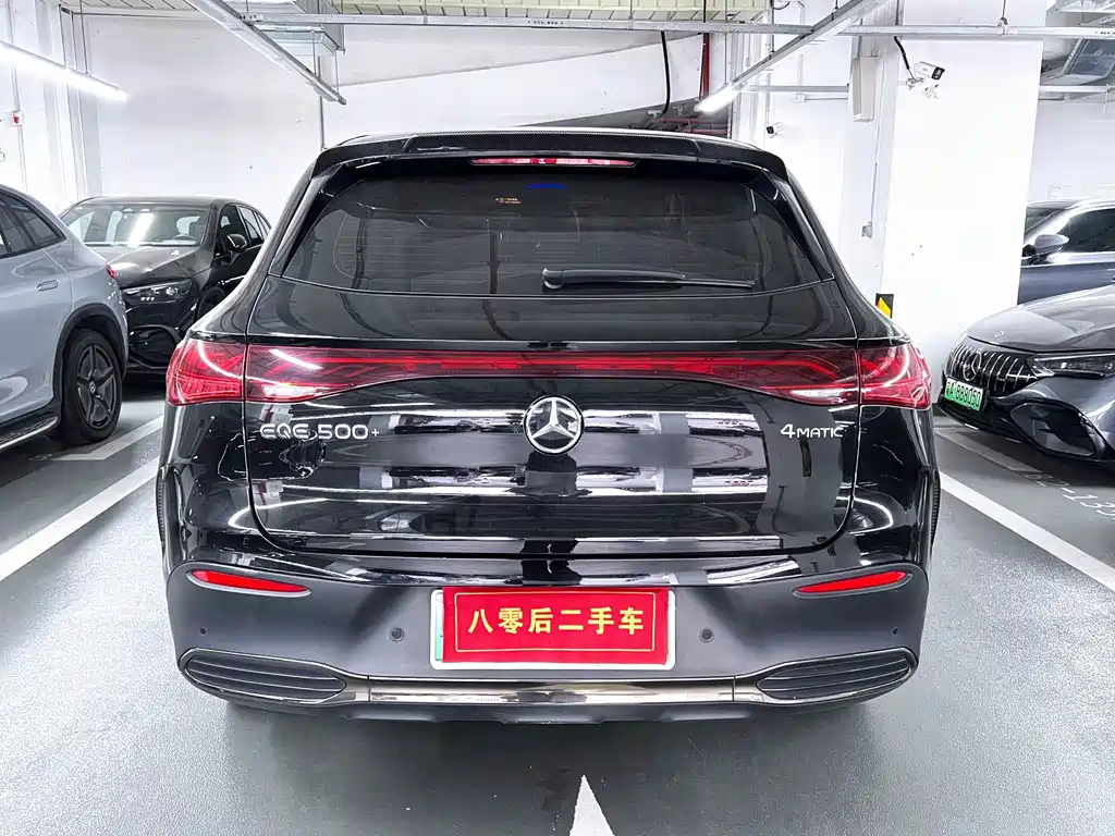 Mercedes-Benz EQE SUV — фото 6
