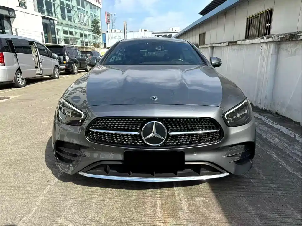 Mercedes-Benz E-Class (Import) — фото 2