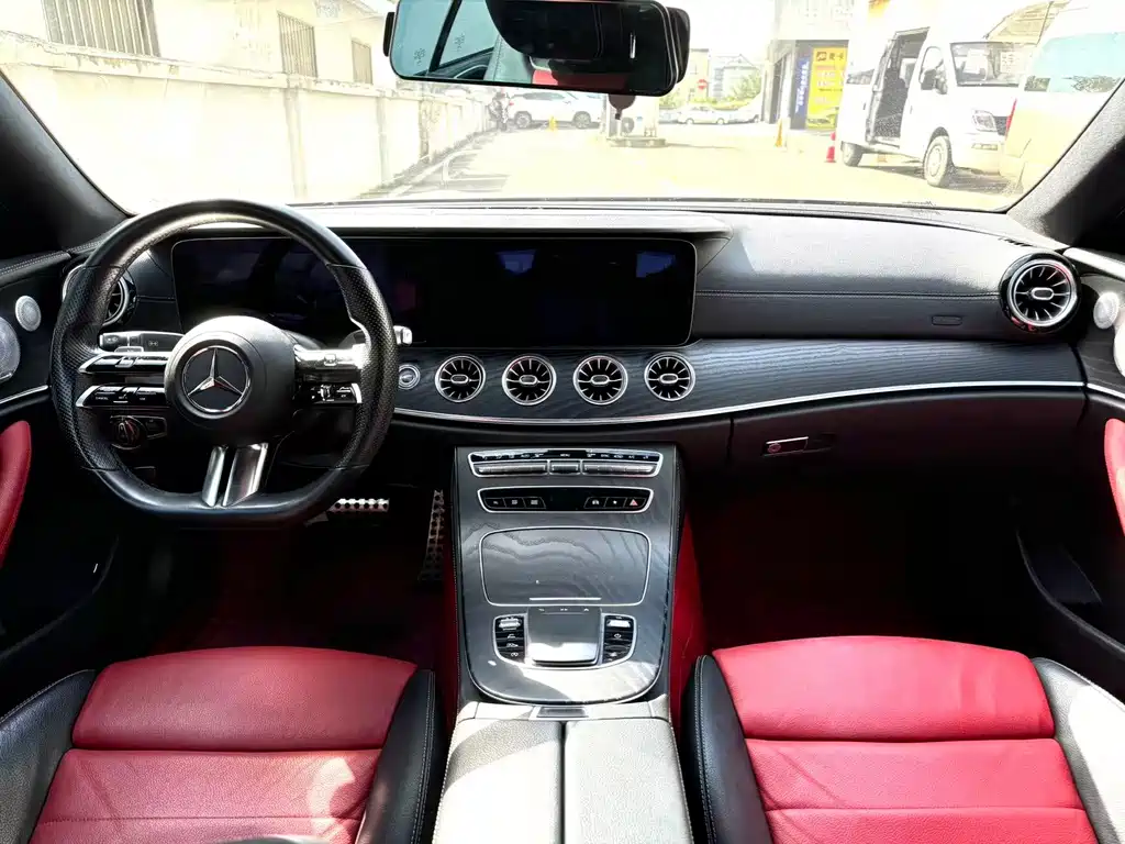 Mercedes-Benz E-Class (Import) — фото 6