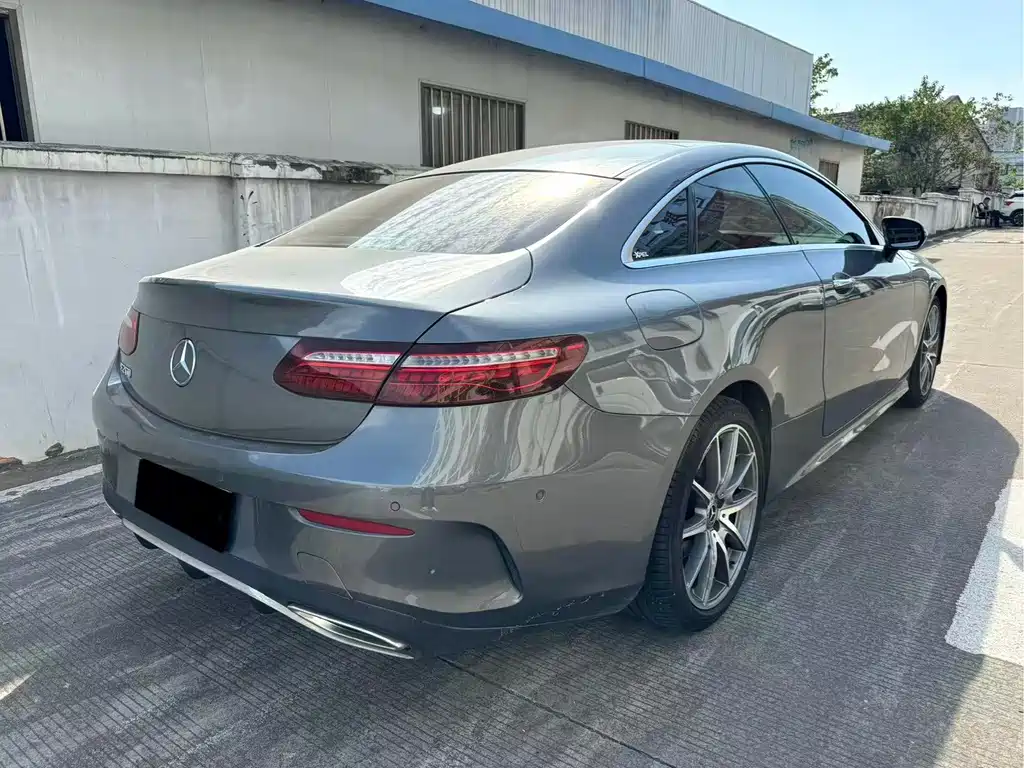 Mercedes-Benz E-Class (Import) — фото 8