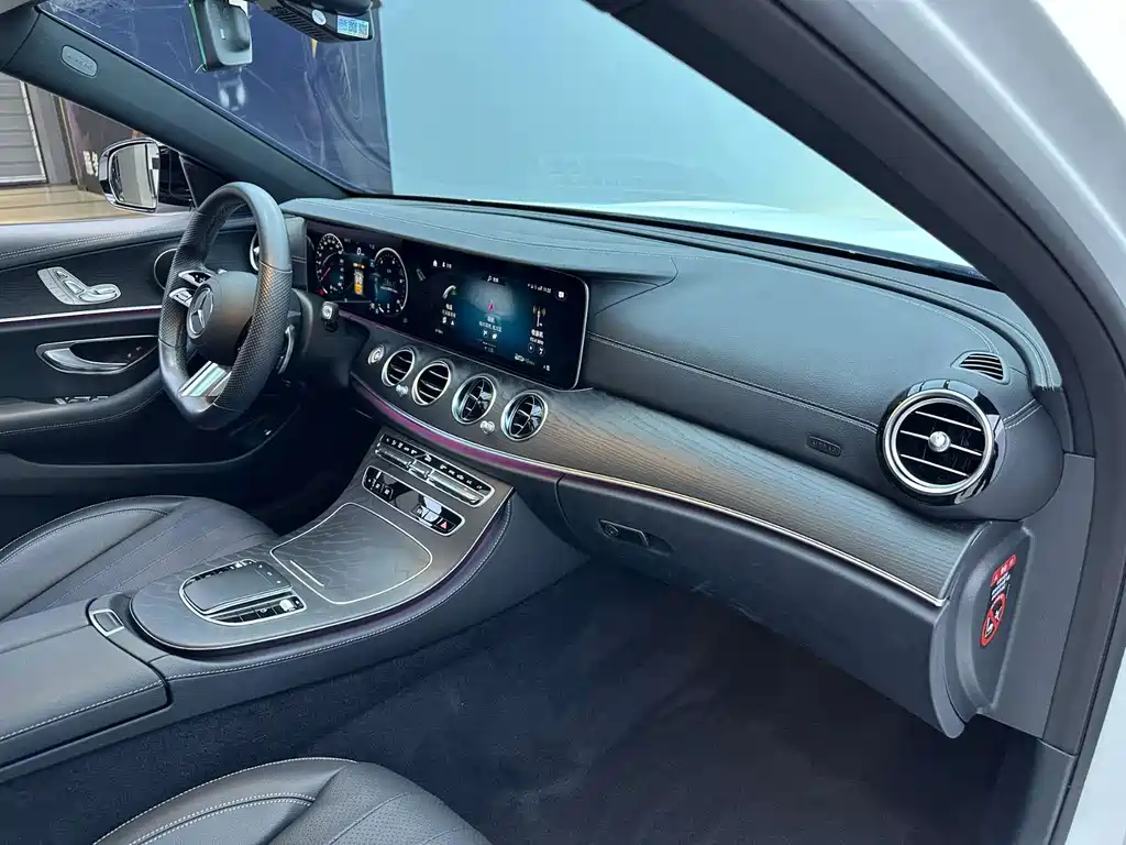Mercedes-Benz E-Class (Import) — фото 8