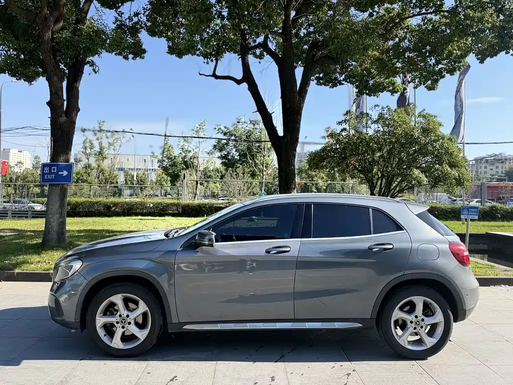 Mercedes-Benz GLA — фото 3