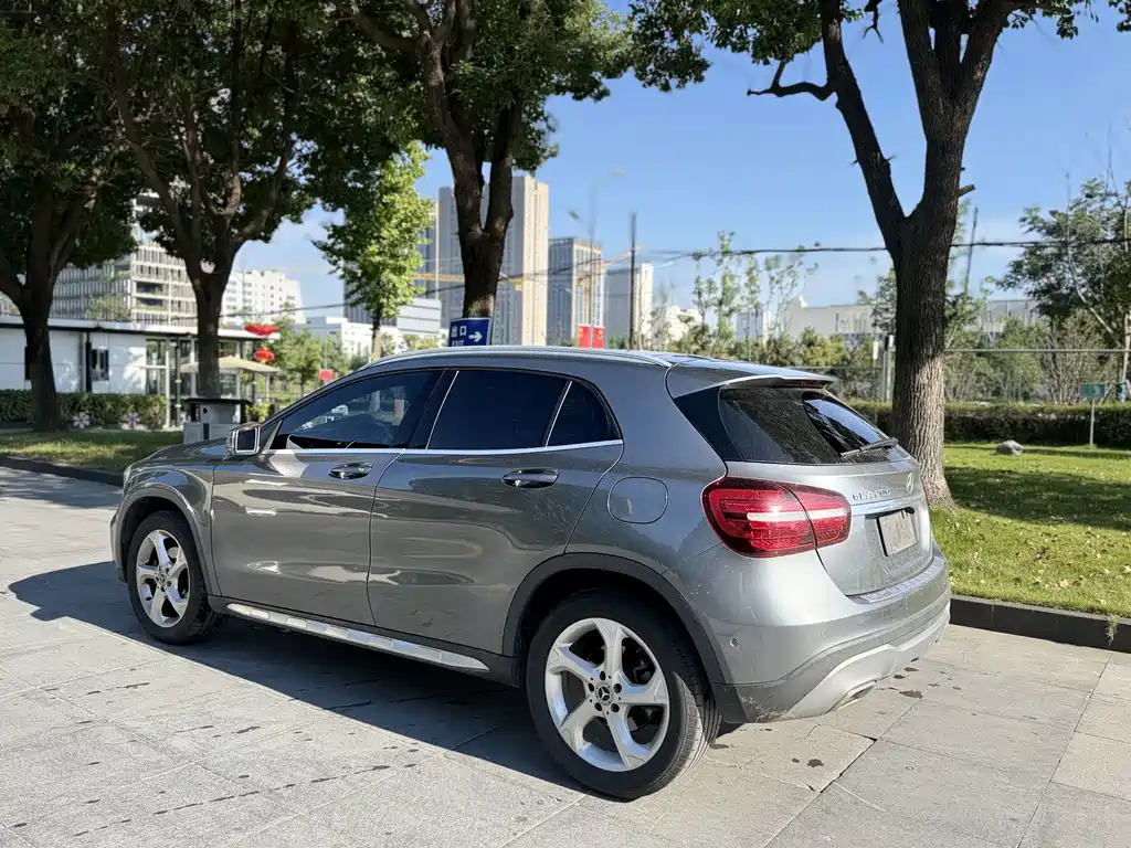 Mercedes-Benz GLA — фото 4