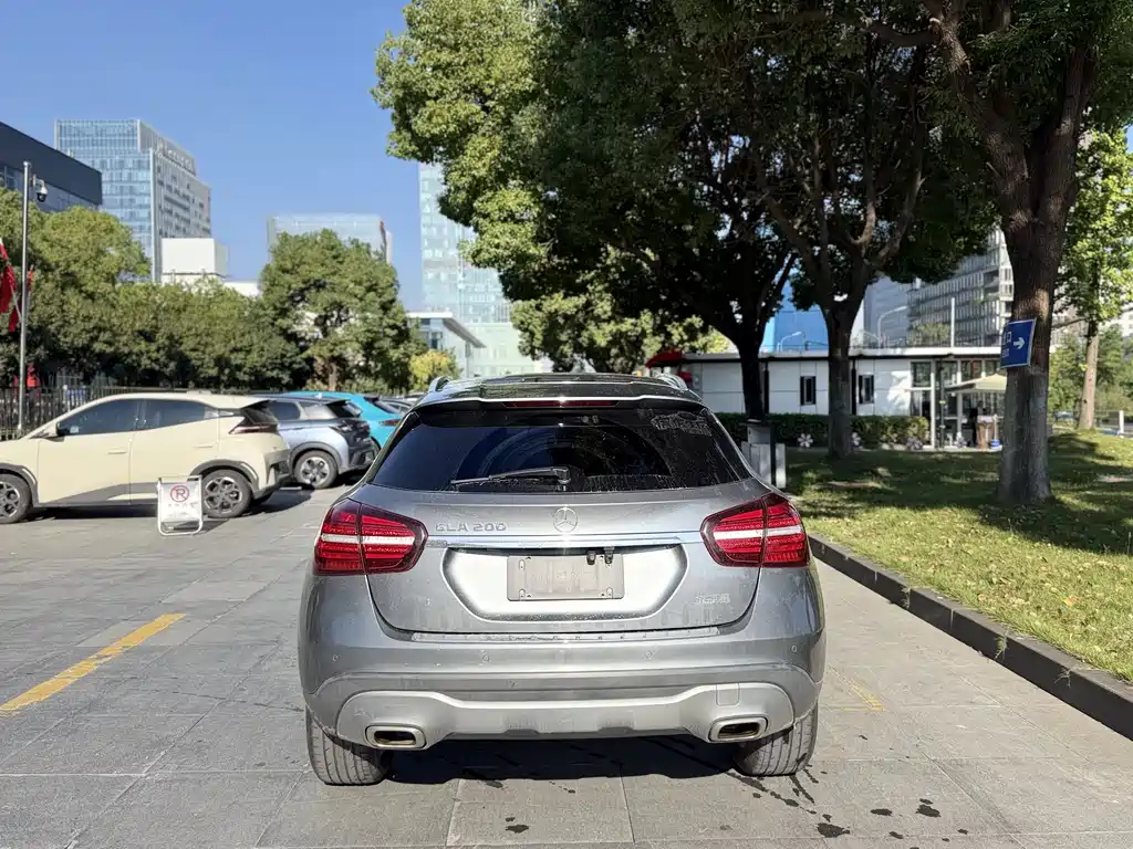 Mercedes-Benz GLA — фото 5