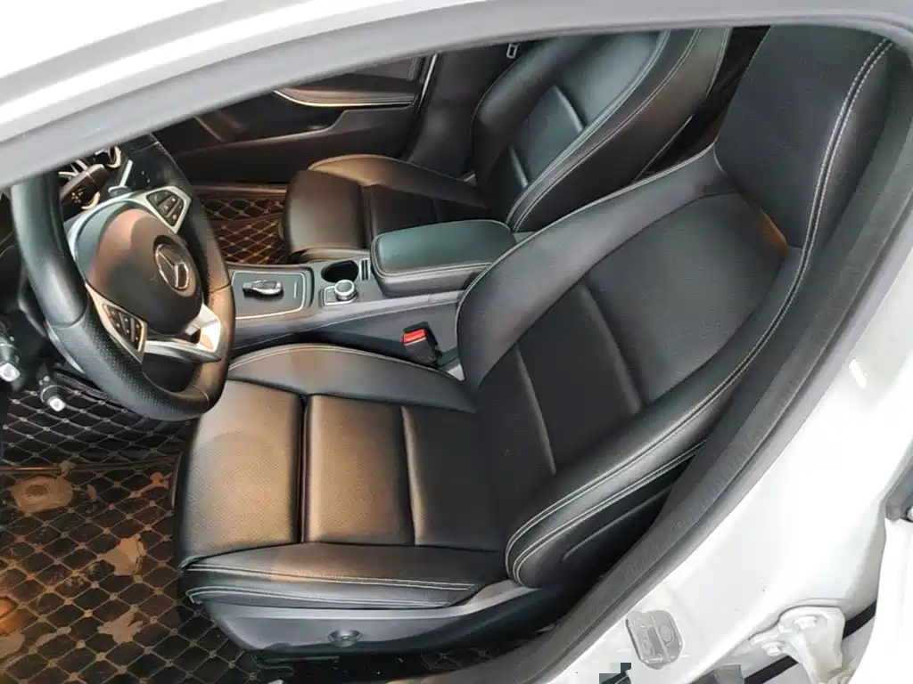 Mercedes-Benz GLA — фото 15
