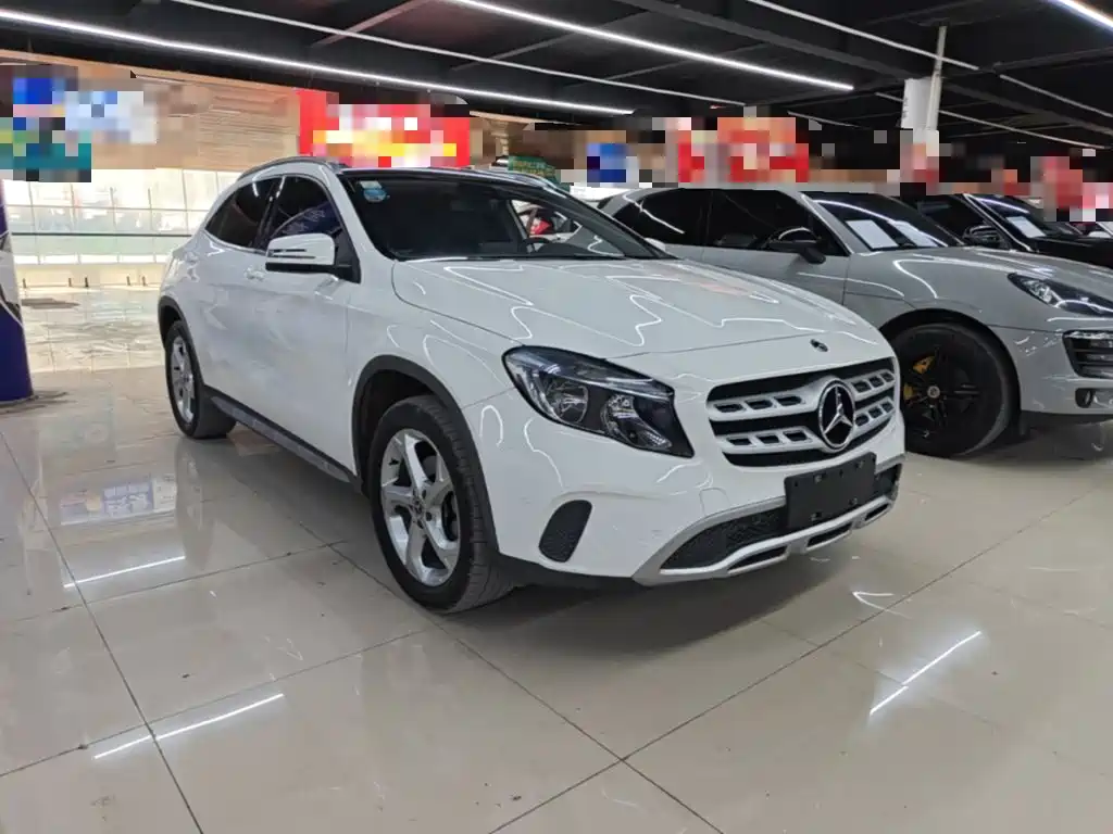 Mercedes-Benz GLA — фото 4